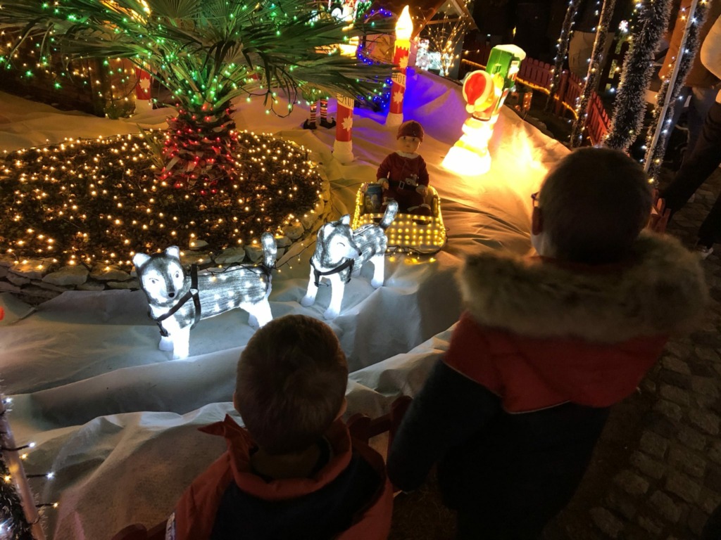 Moment magique à la Maison du Père Noël de Meyreuil